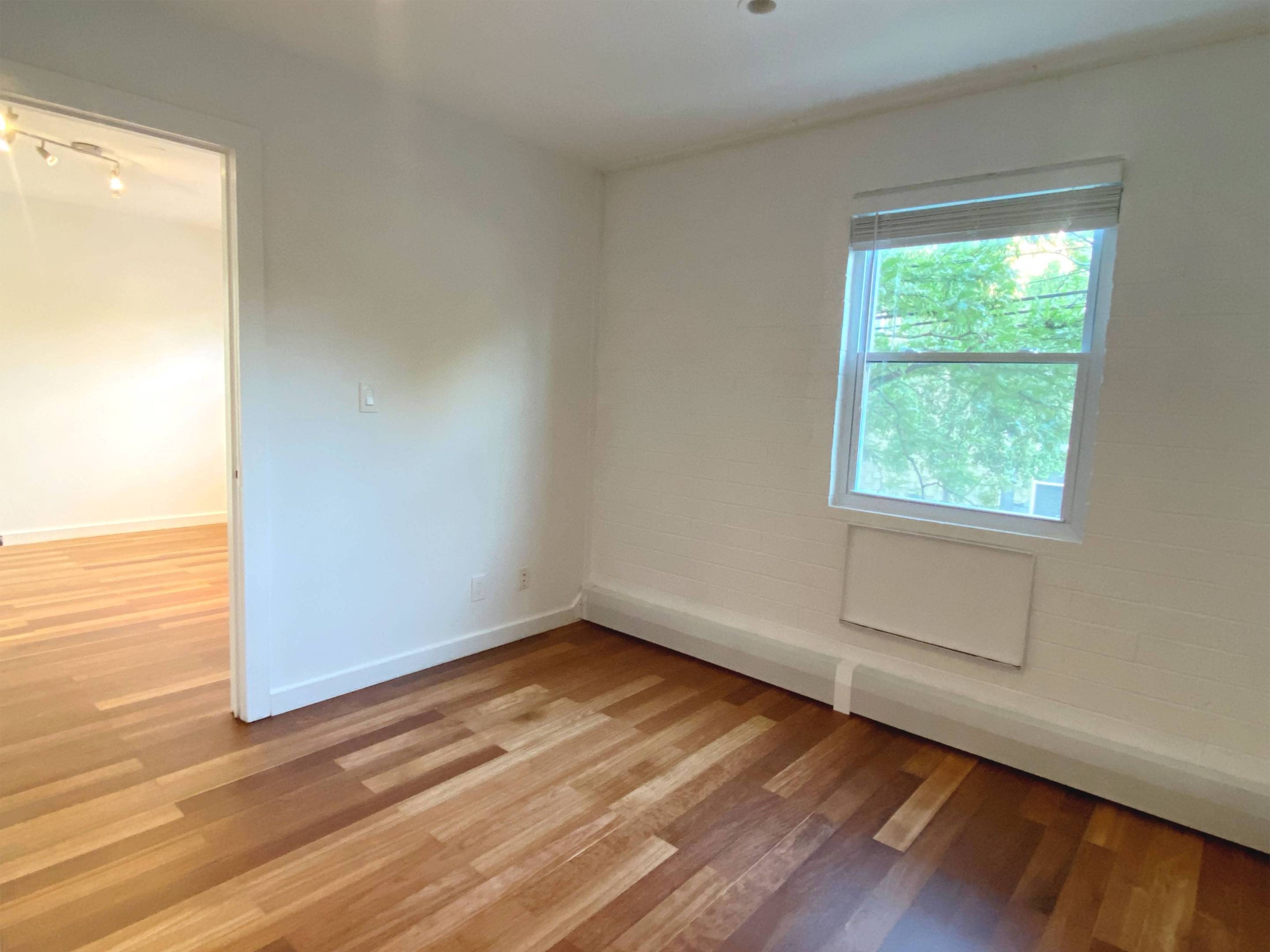 #7 photo, 61 Herbert Street, East Williamsburg , NY 11222-5035