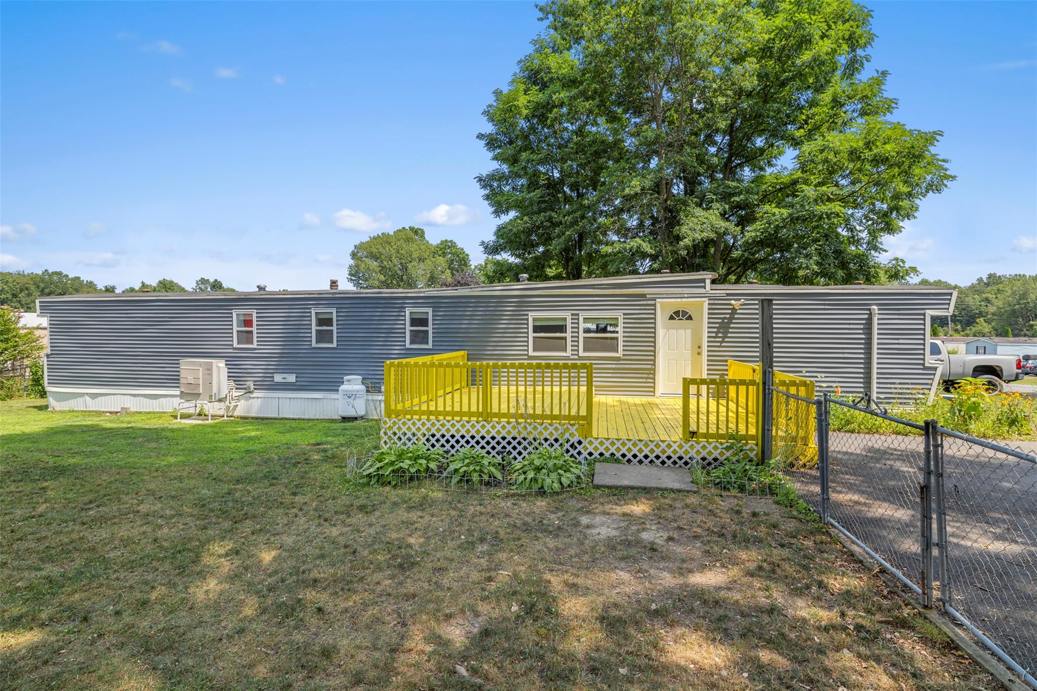 #2 photo, 717 Modena Country Club, Gardiner , NY 12525