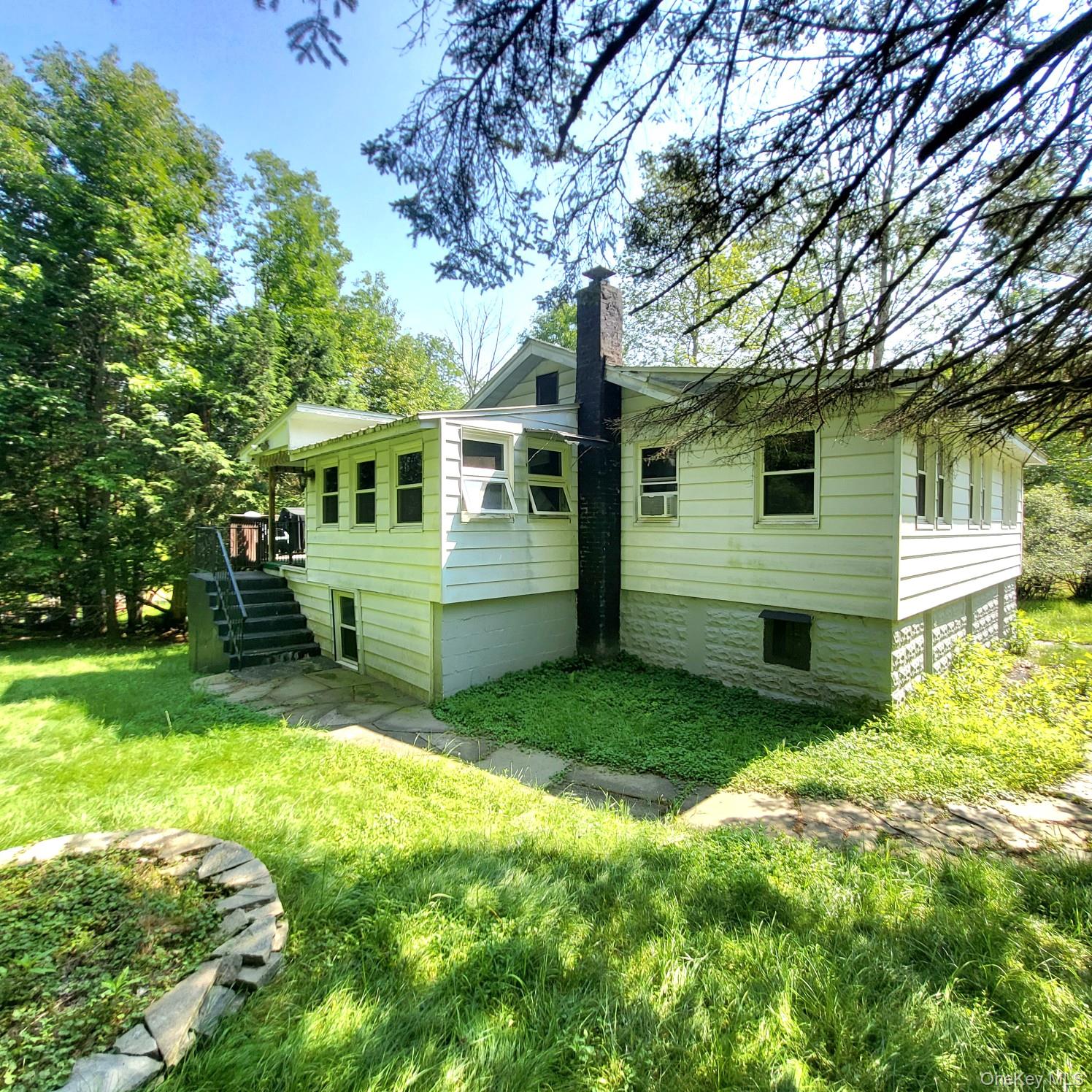 #3 photo, 21 E Sullivan Place, Smallwood , NY 12778