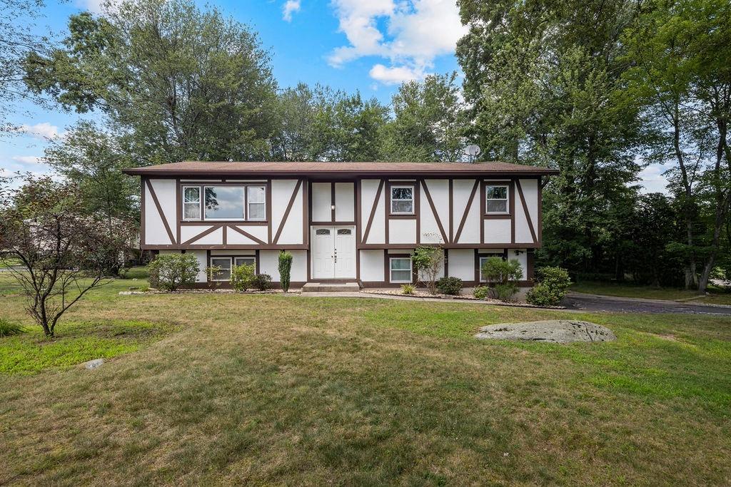 #1 photo, 16 Green Bower Lane, New City , NY 10956