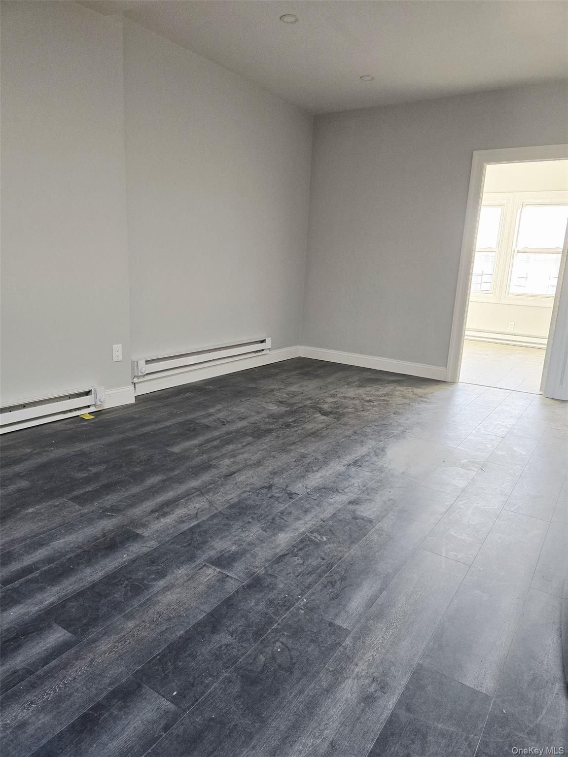 #5 photo, 21145 Jamaica Avenue, Queens Village , NY 11428