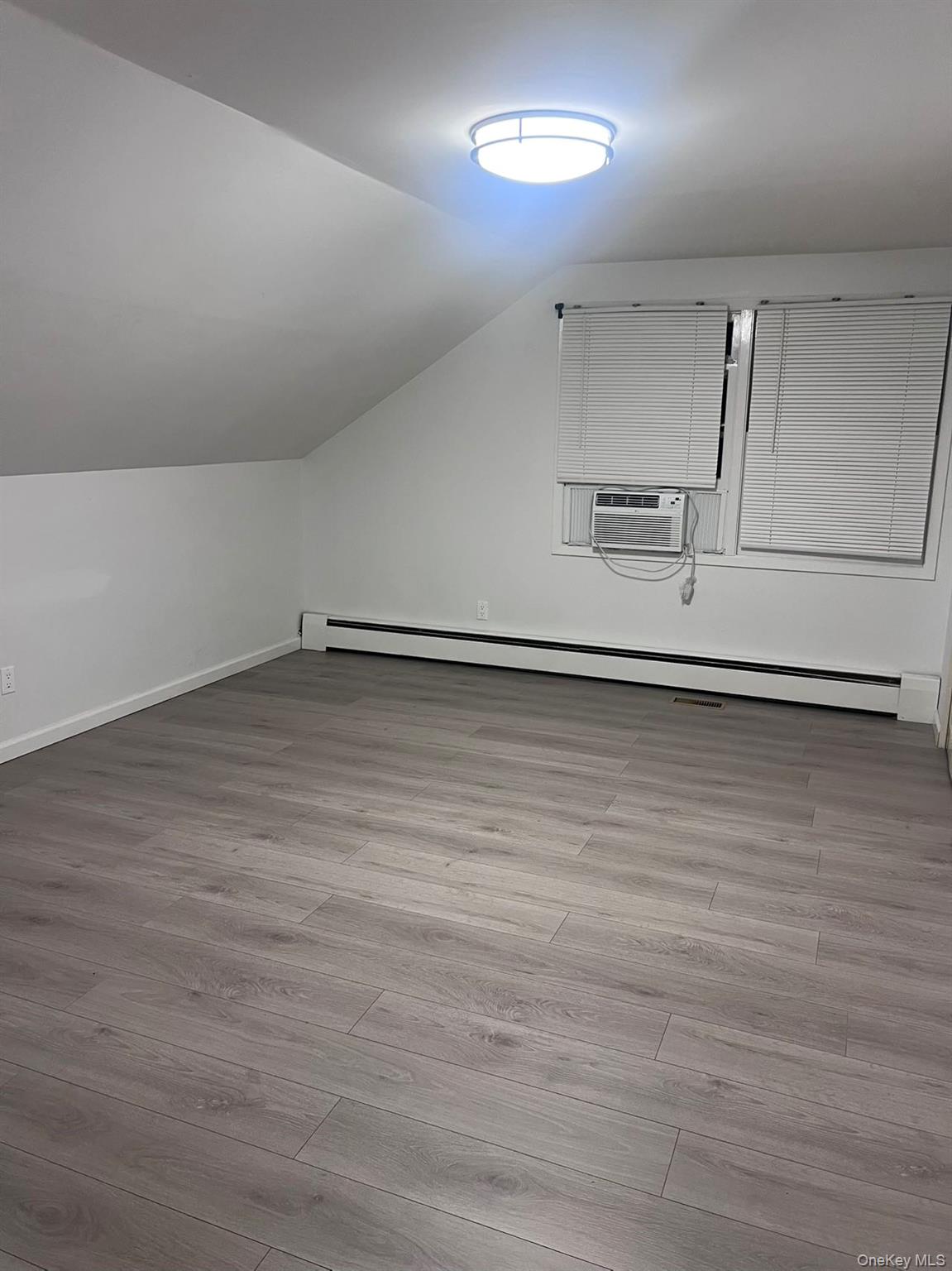 #12 photo, 43 Seville Lane, サフォーク郡 Stony Brook , NY 11790