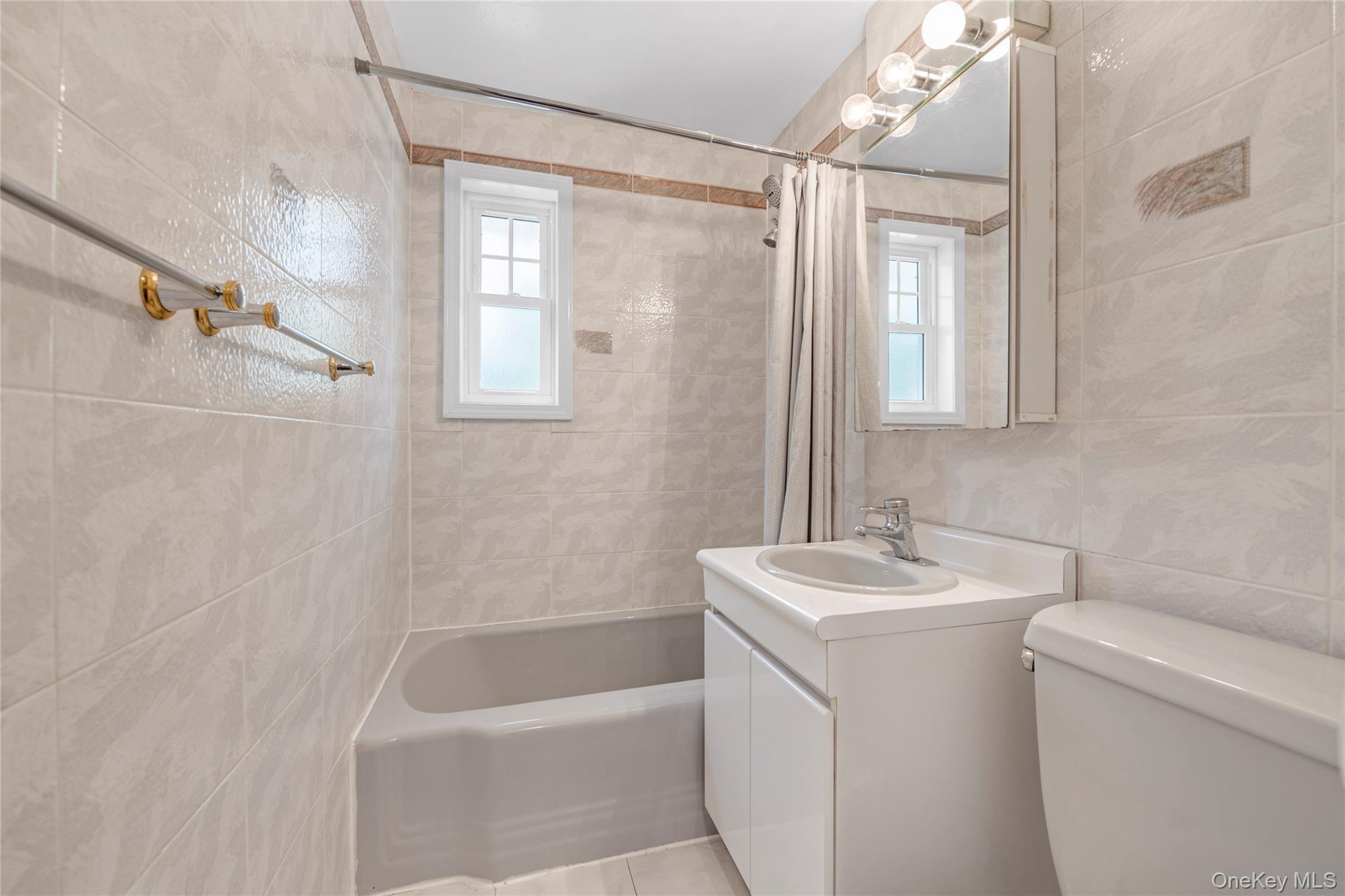 #6 photo, 226-09 Union Turnpike, Bayside , NY 11364