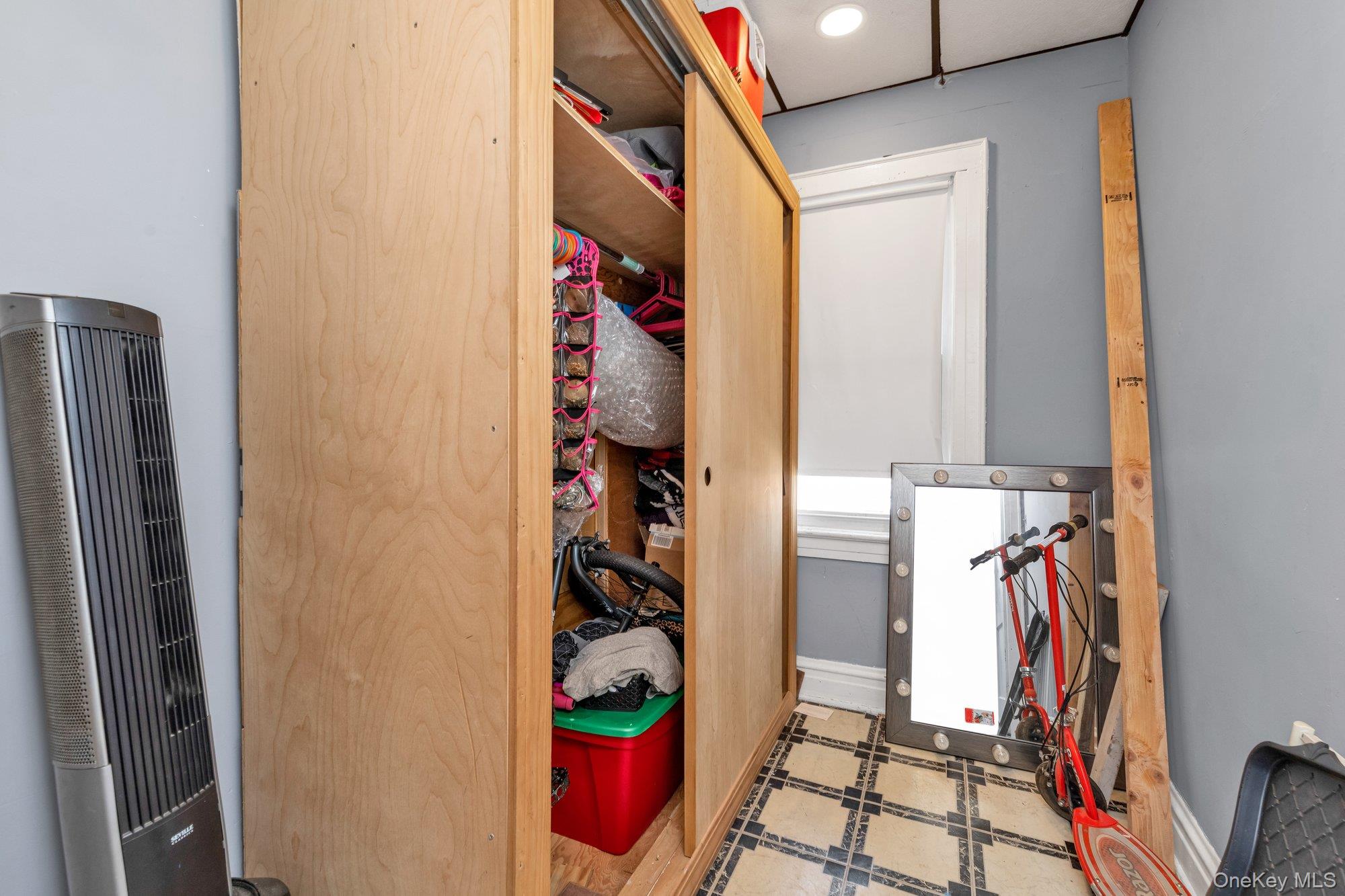 #10 photo, 59-06 59 Drive, クイーンズ区 Maspeth , NY 11378