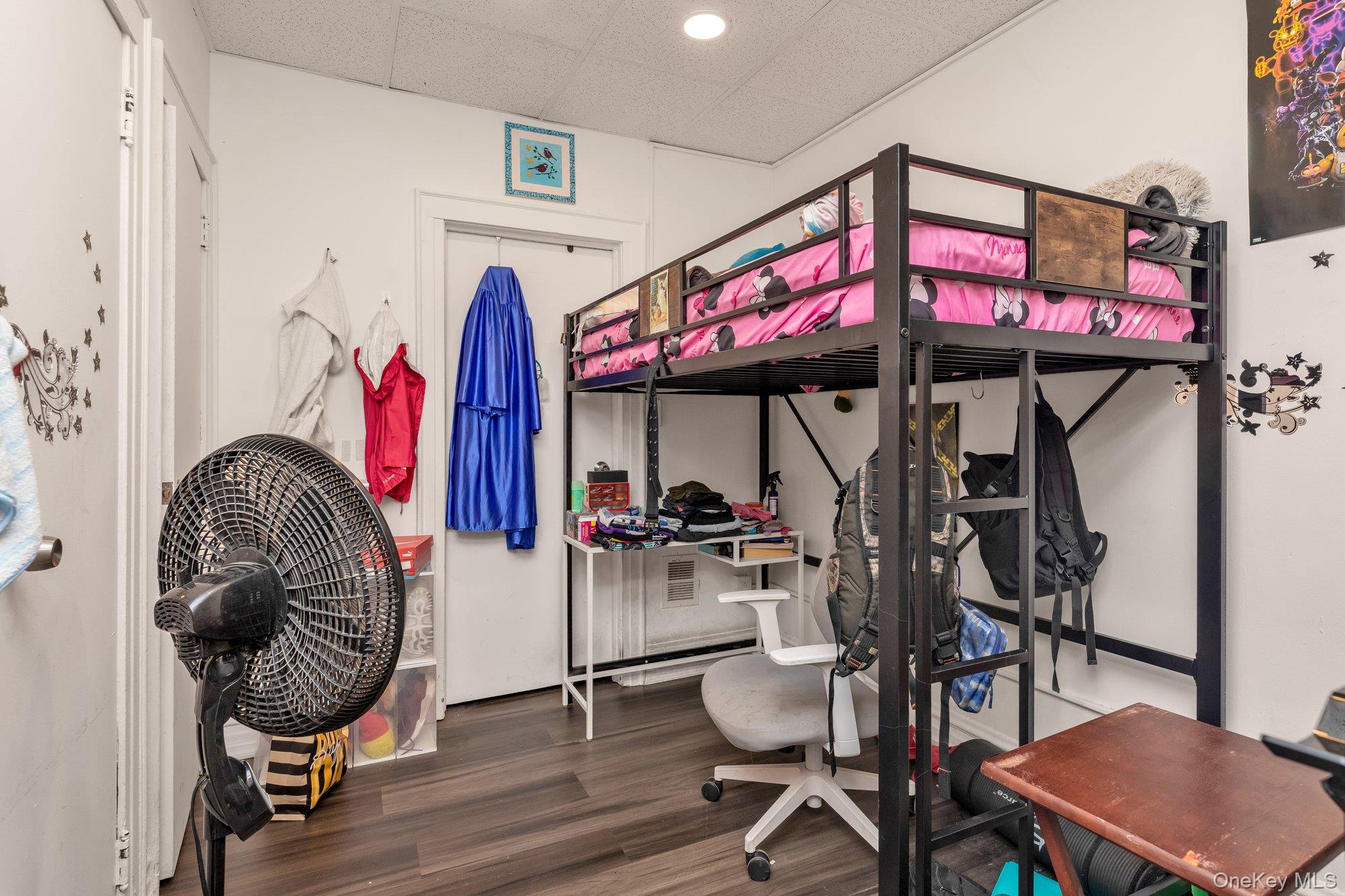 #12 photo, 59-06 59 Drive, クイーンズ区 Maspeth , NY 11378