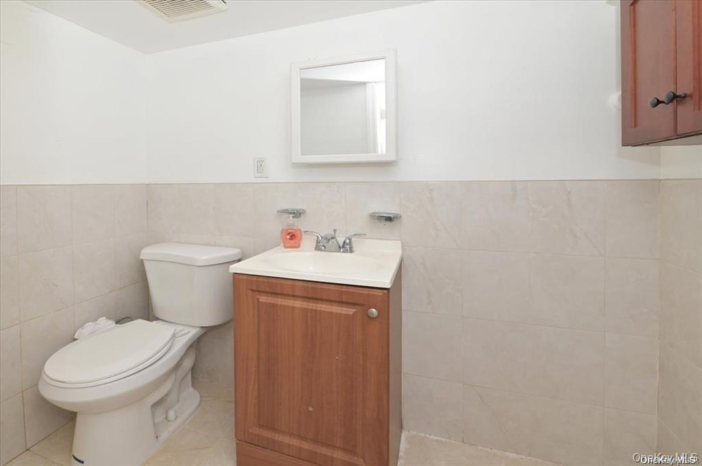 #15 photo, 11 Edwards Place, Valley Stream , NY 11580