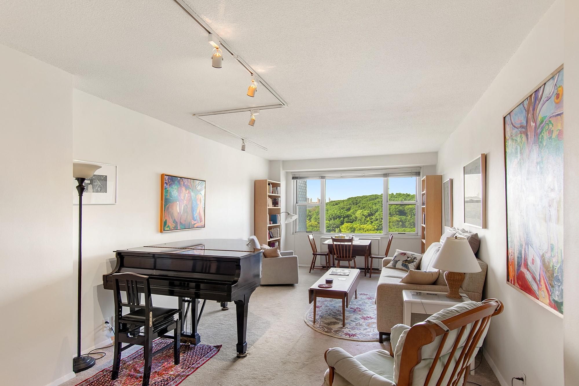 #1 photo, 2400 Johnson Avenue, הברונקס Bronx , NY 10463