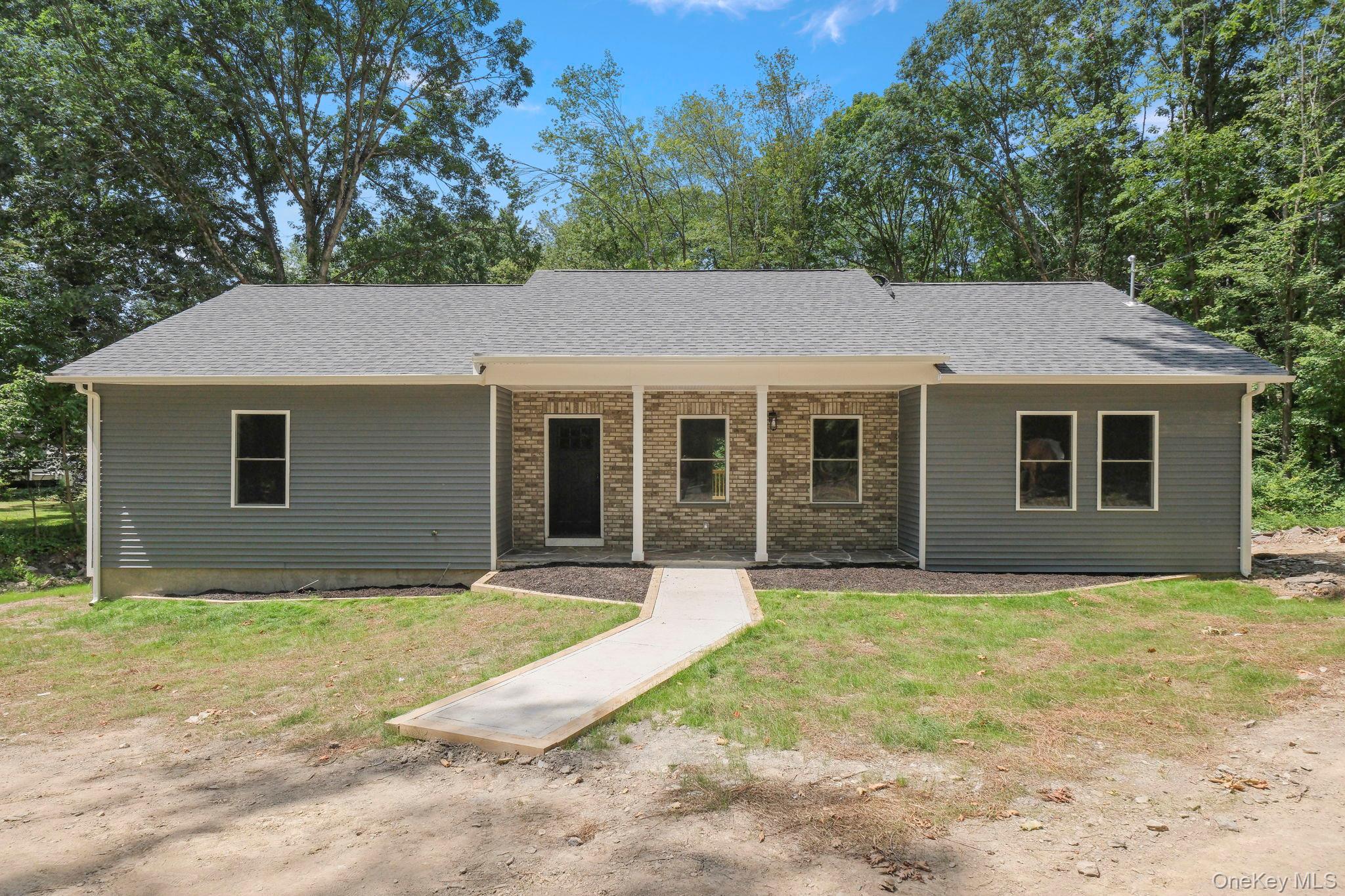 #1 photo, 7 Gretna Park Road, Pleasant Valley , NY 12569