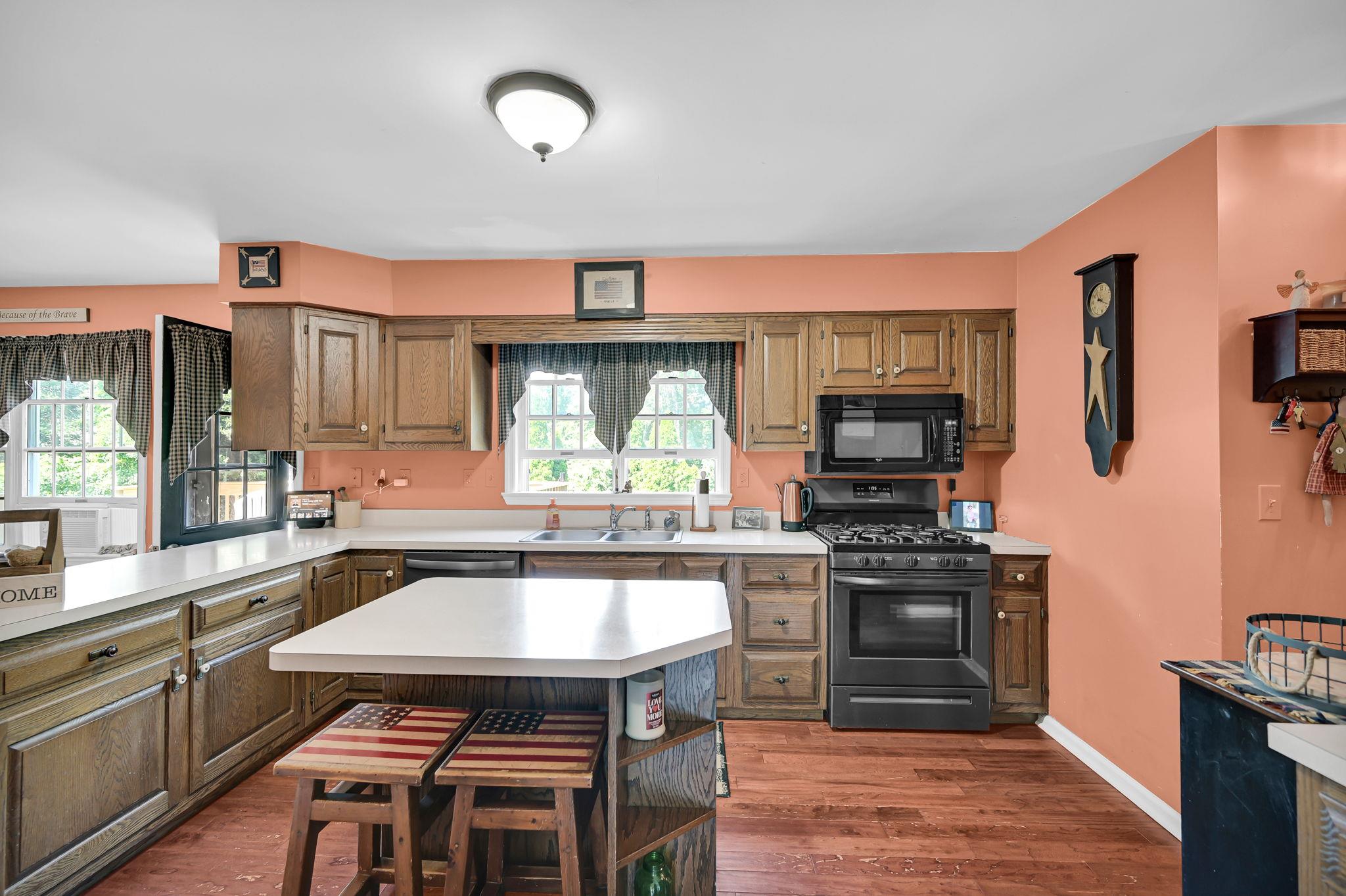 #15 photo, 28 Brady Road, Warwick , NY 10990