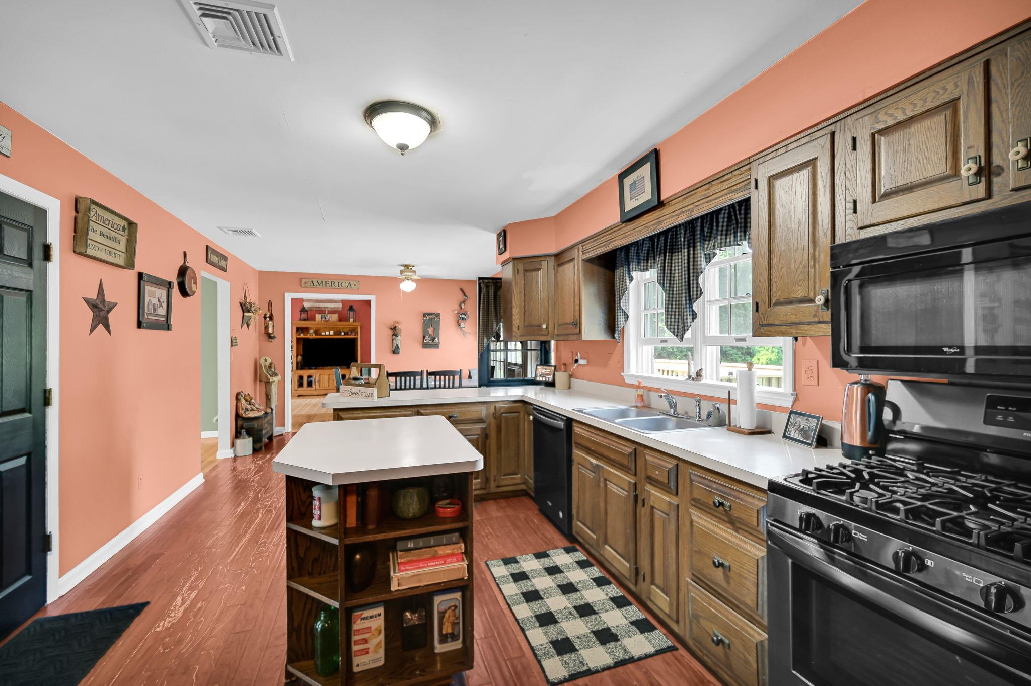 #18 photo, 28 Brady Road, Warwick , NY 10990