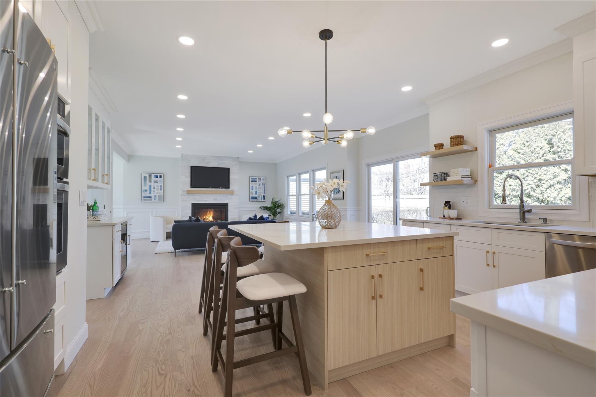 #18 photo, 23 Belmont Circle, Syosset , NY 11791