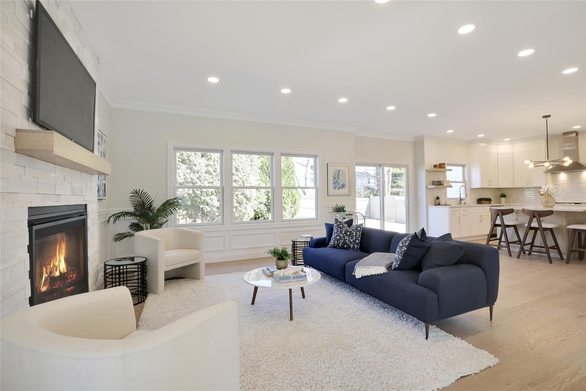 #9 photo, 23 Belmont Circle, Syosset , NY 11791