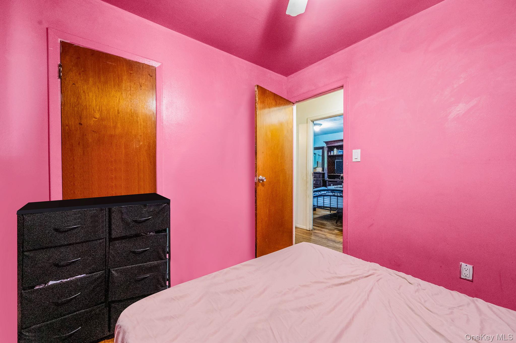 #20 photo, 8 Willoughby Street, Brentwood , NY 11717