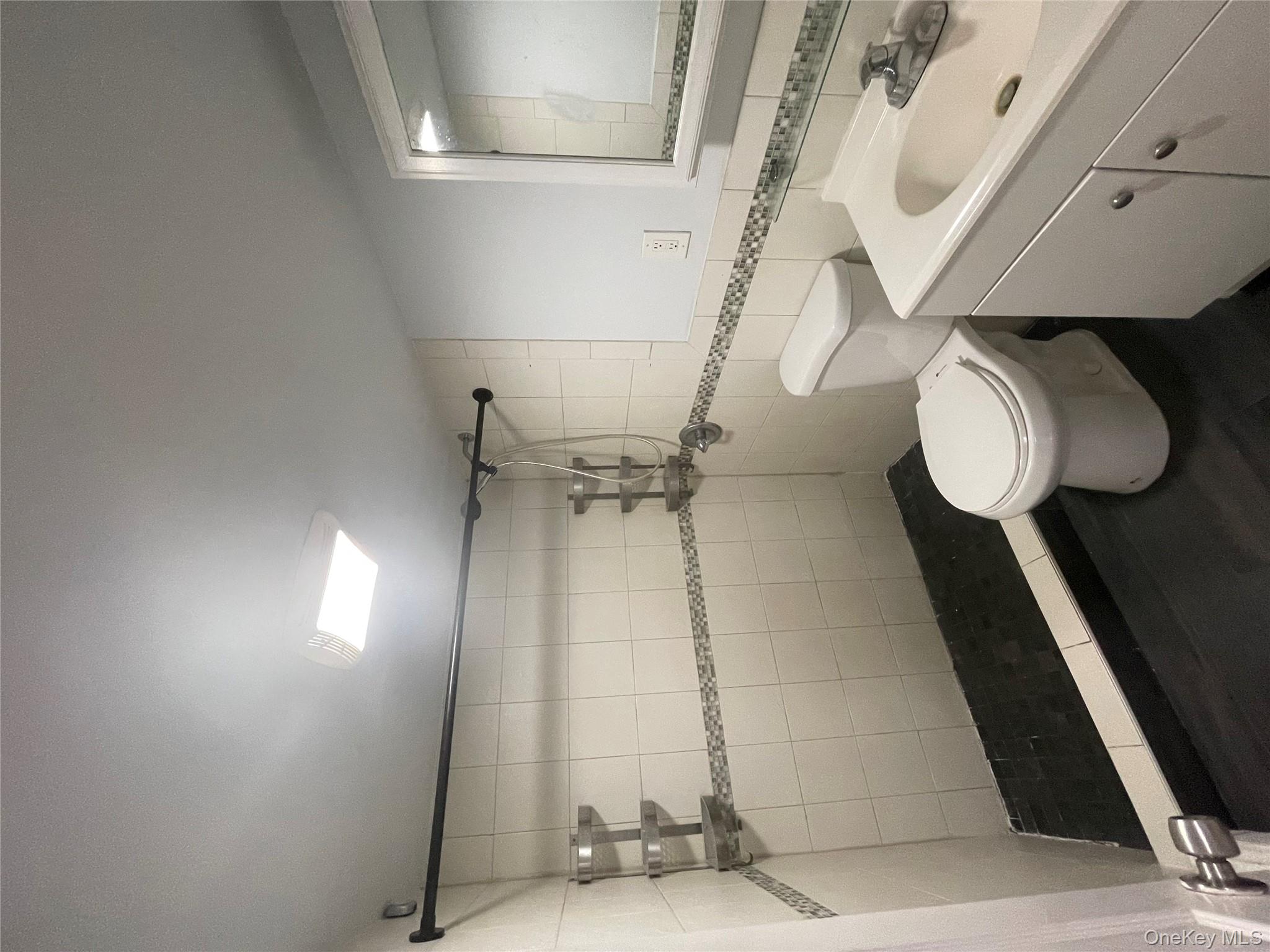 #9 photo, 918 10th Street, West Babylon , NY 11704