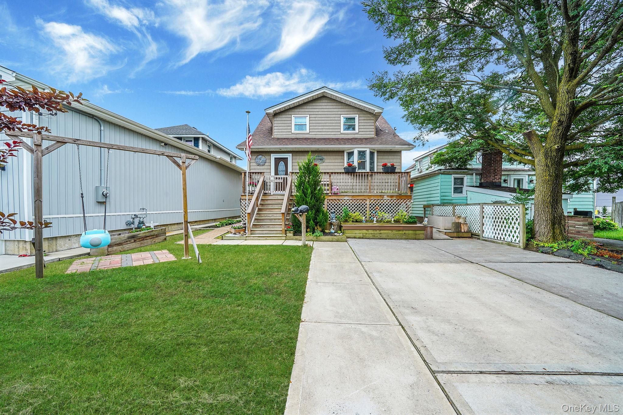 #1 photo, 17 East Avenue, ナッソー郡 Lawrence , NY 11559