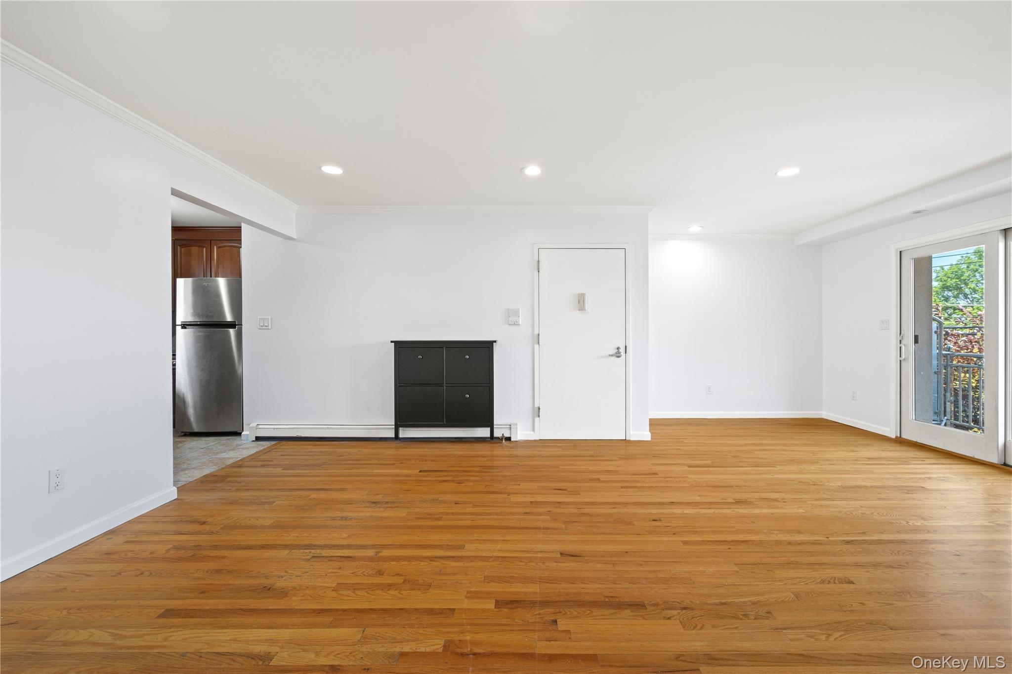 #5 photo, 12206 25th Avenue, クイーンズ区 College Point , NY 11356