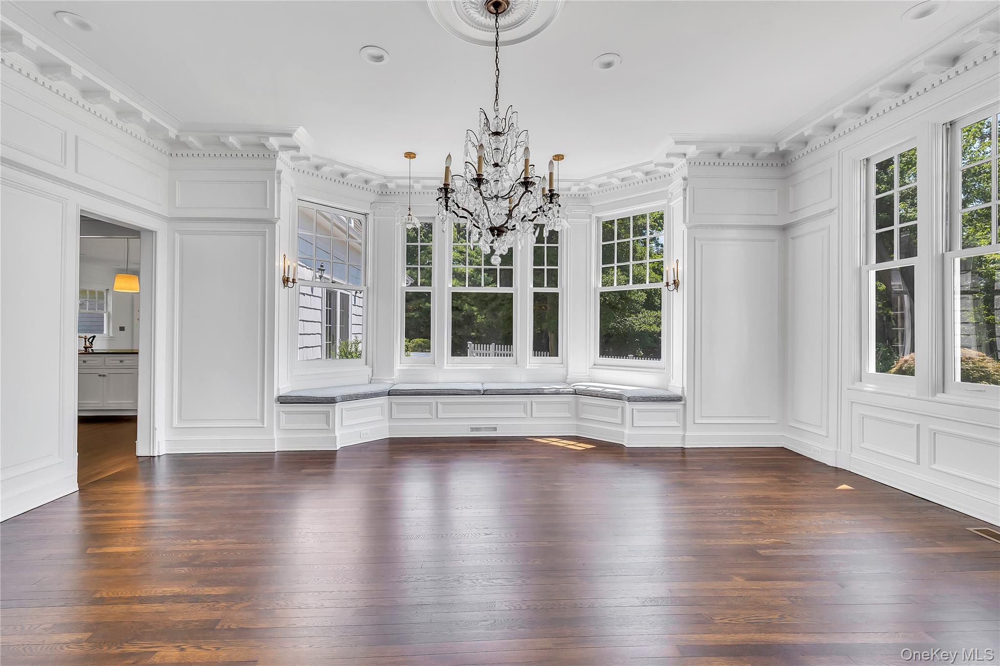 #9 photo, 158 E Shore Road, Huntington Bay , NY 11743