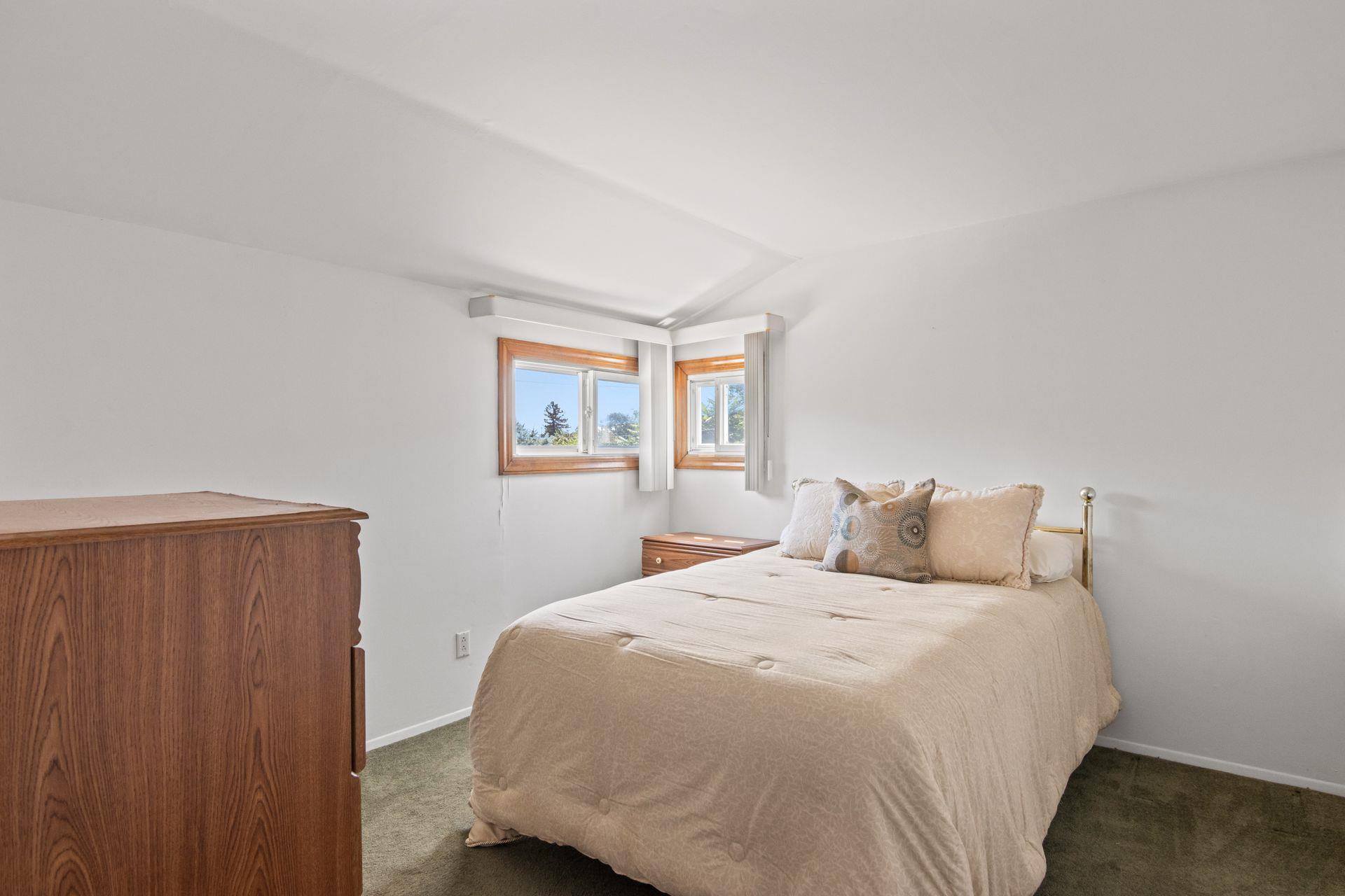 #16 photo, 50 Froehlich Farm Road, Hicksville , NY 11801