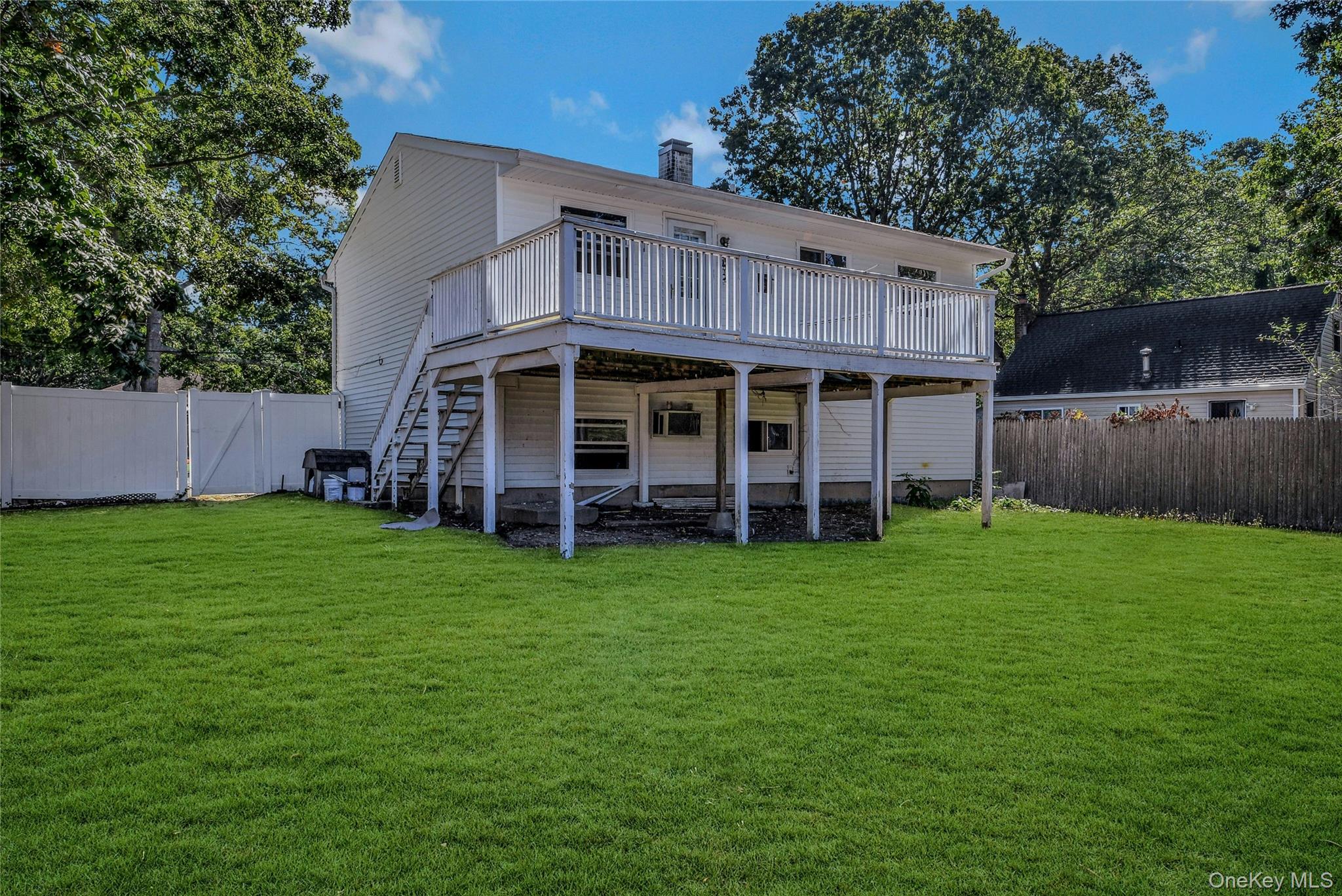 #2 photo, 4 Beechwood Drive, Shirley , NY 11967