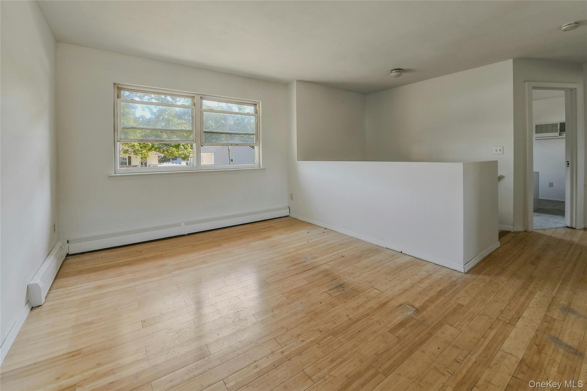 #5 photo, 4 Beechwood Drive, Shirley , NY 11967