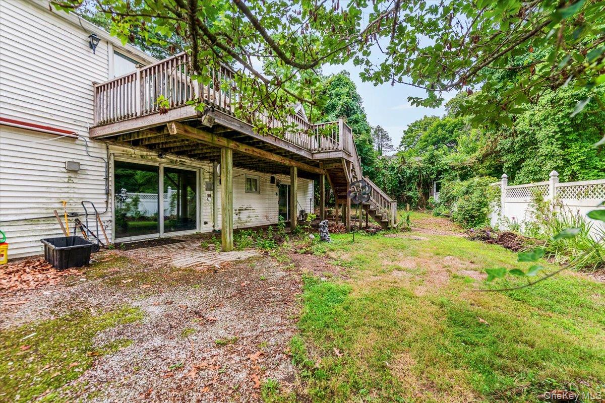 #15 photo, 221 Huntington Bay Road, Huntington , NY 11743