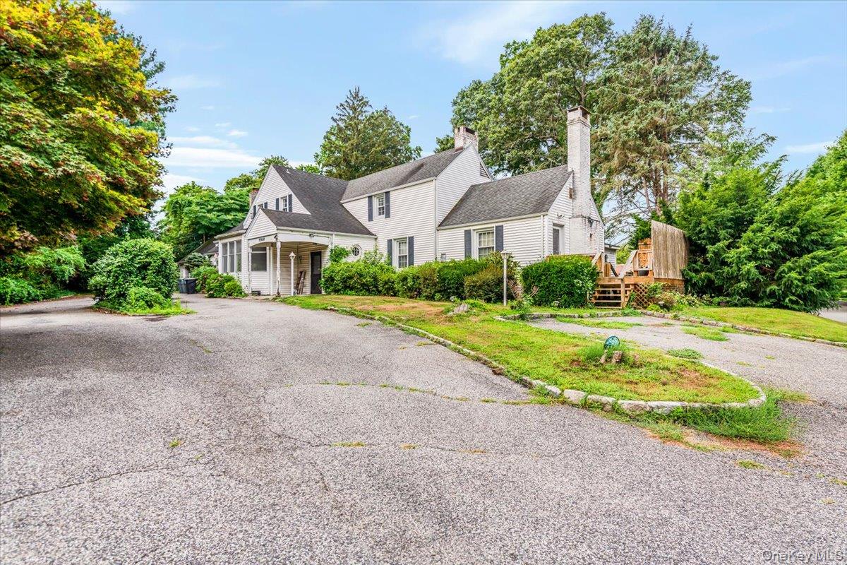 #18 photo, 221 Huntington Bay Road, Huntington , NY 11743