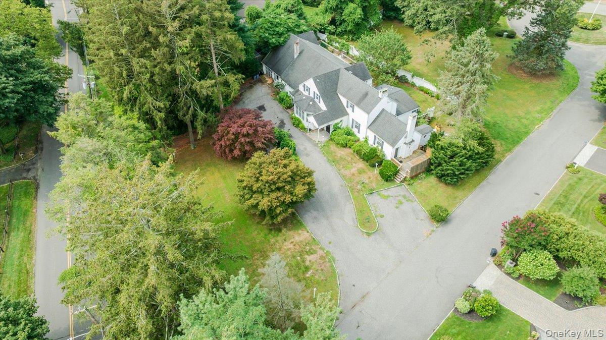 #9 photo, 221 Huntington Bay Road, Huntington , NY 11743