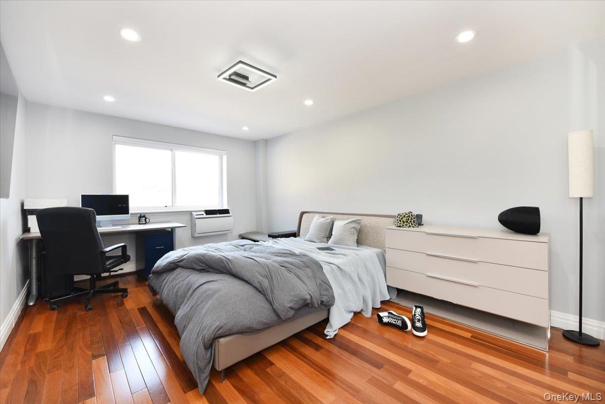 #12 photo, 320 E Shore Road, ナッソー郡 Great Neck , NY 11023