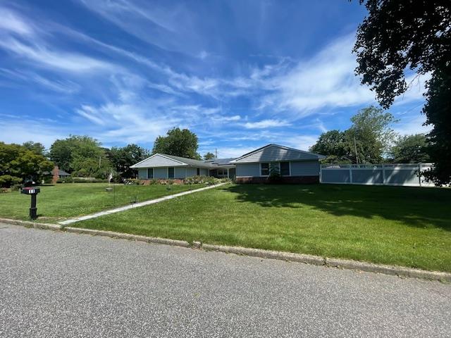 #1 photo, Stony Brook, サフォーク郡 Stony Brook , NY 11790