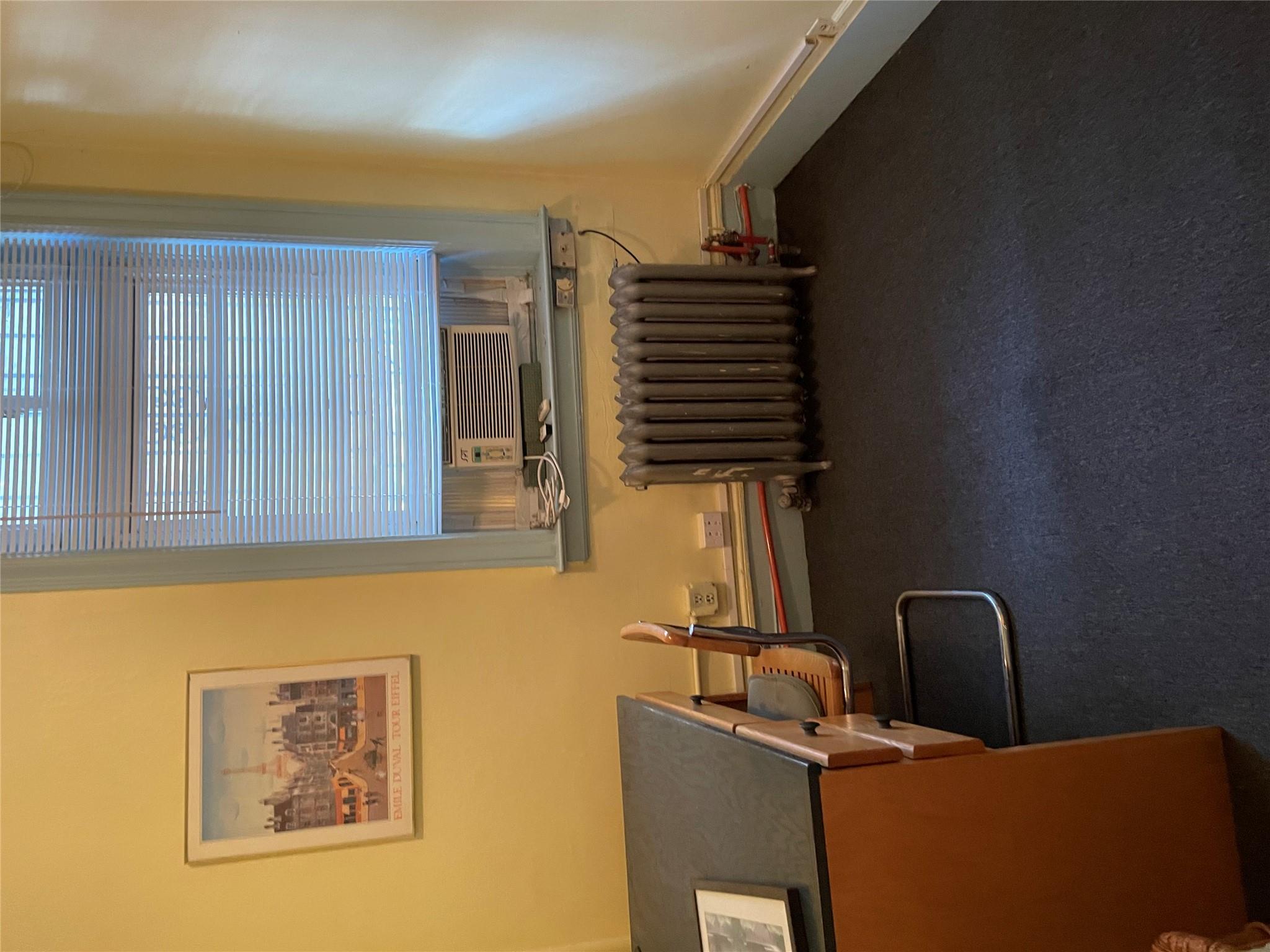 #8 photo, 3304 Steuben Avenue, Bronx , NY 10467