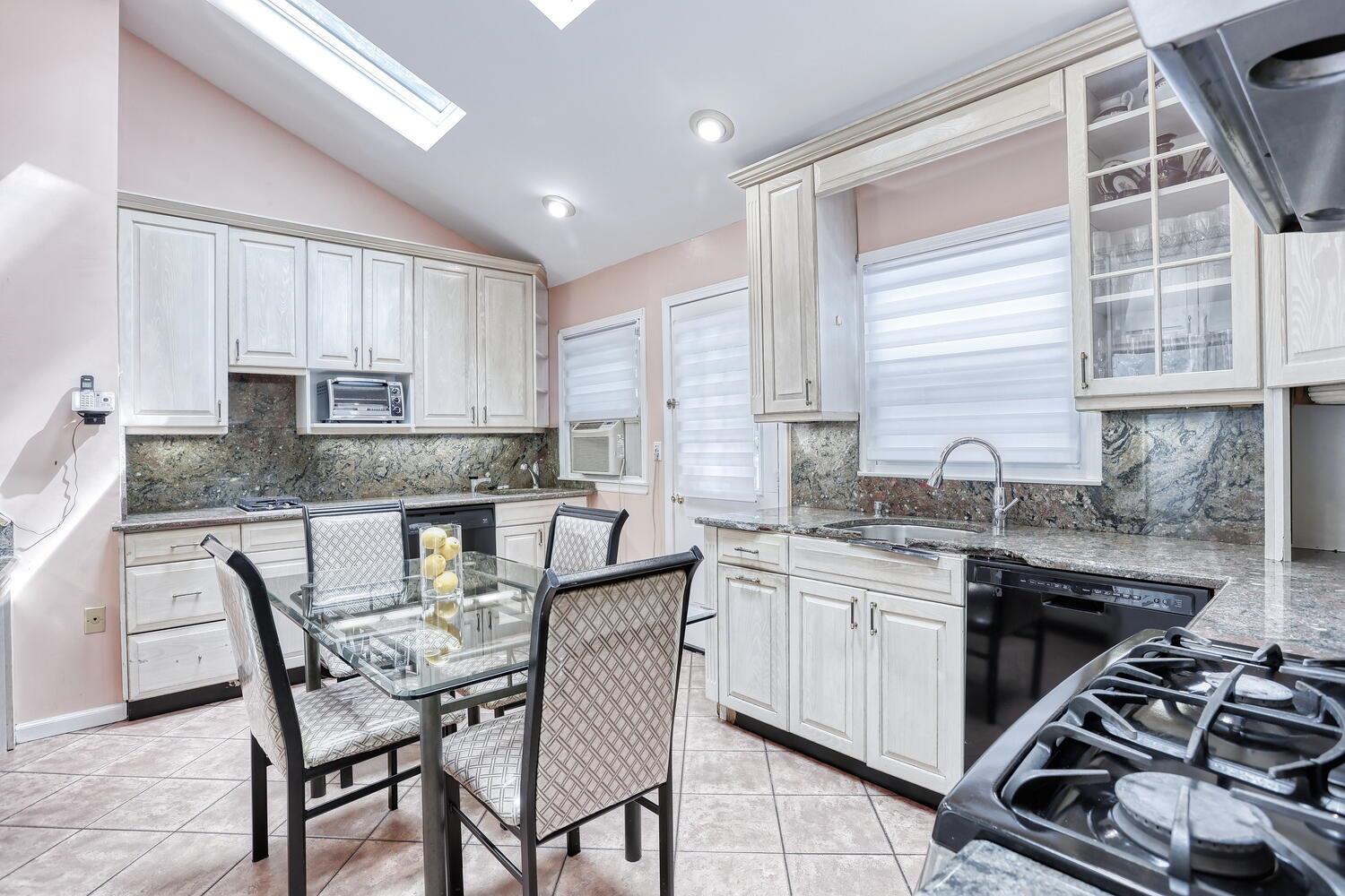 #11 photo, 84 College Road, Monsey , NY 10952