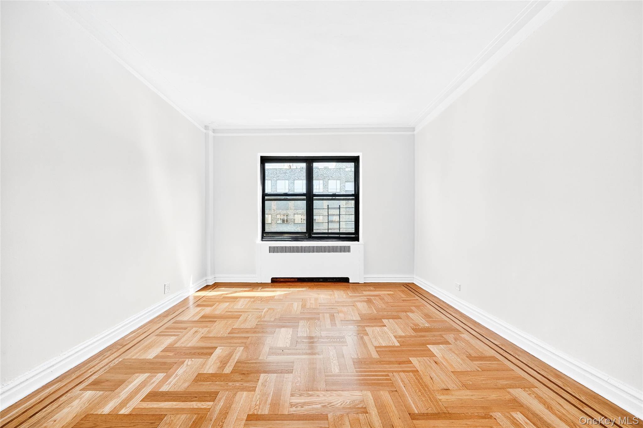 #20 photo, 190 E Mosholu Parkway, Bronx , NY 10458