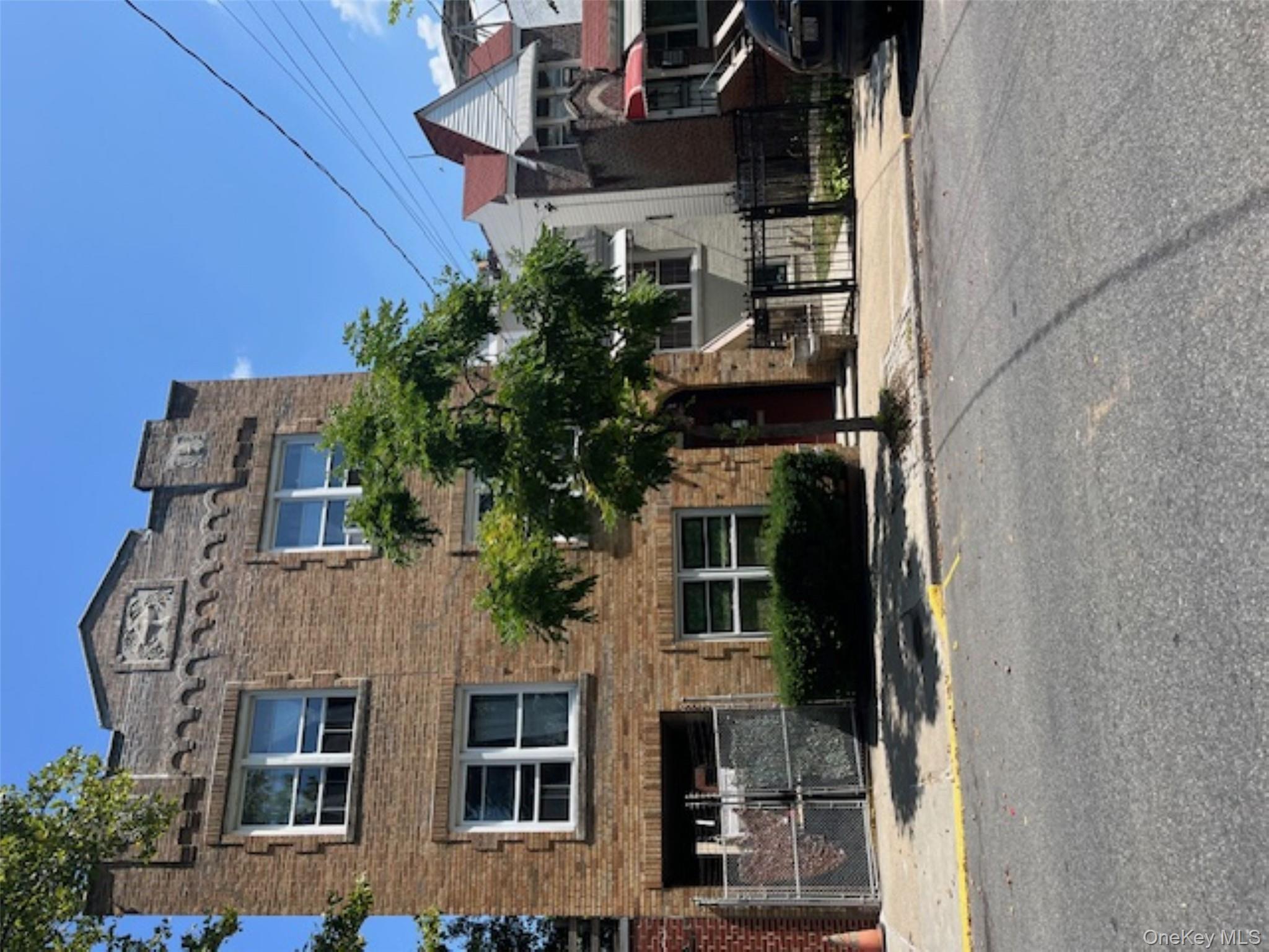 #1 photo, 1009 East 227th, ブロンクス区 Bronx , NY 10466