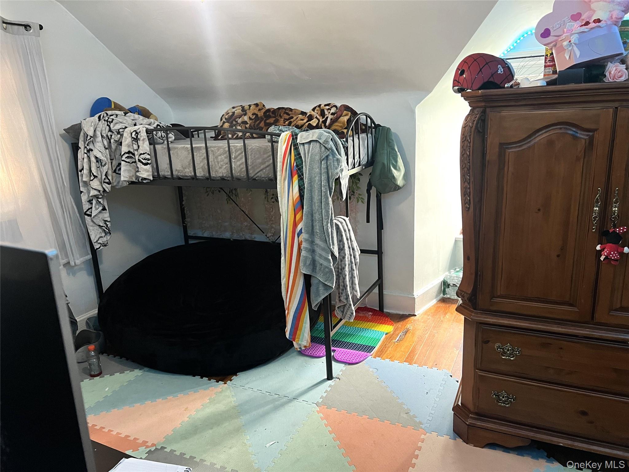 #14 photo, 5 Crest Place, Elmsford , NY 10523