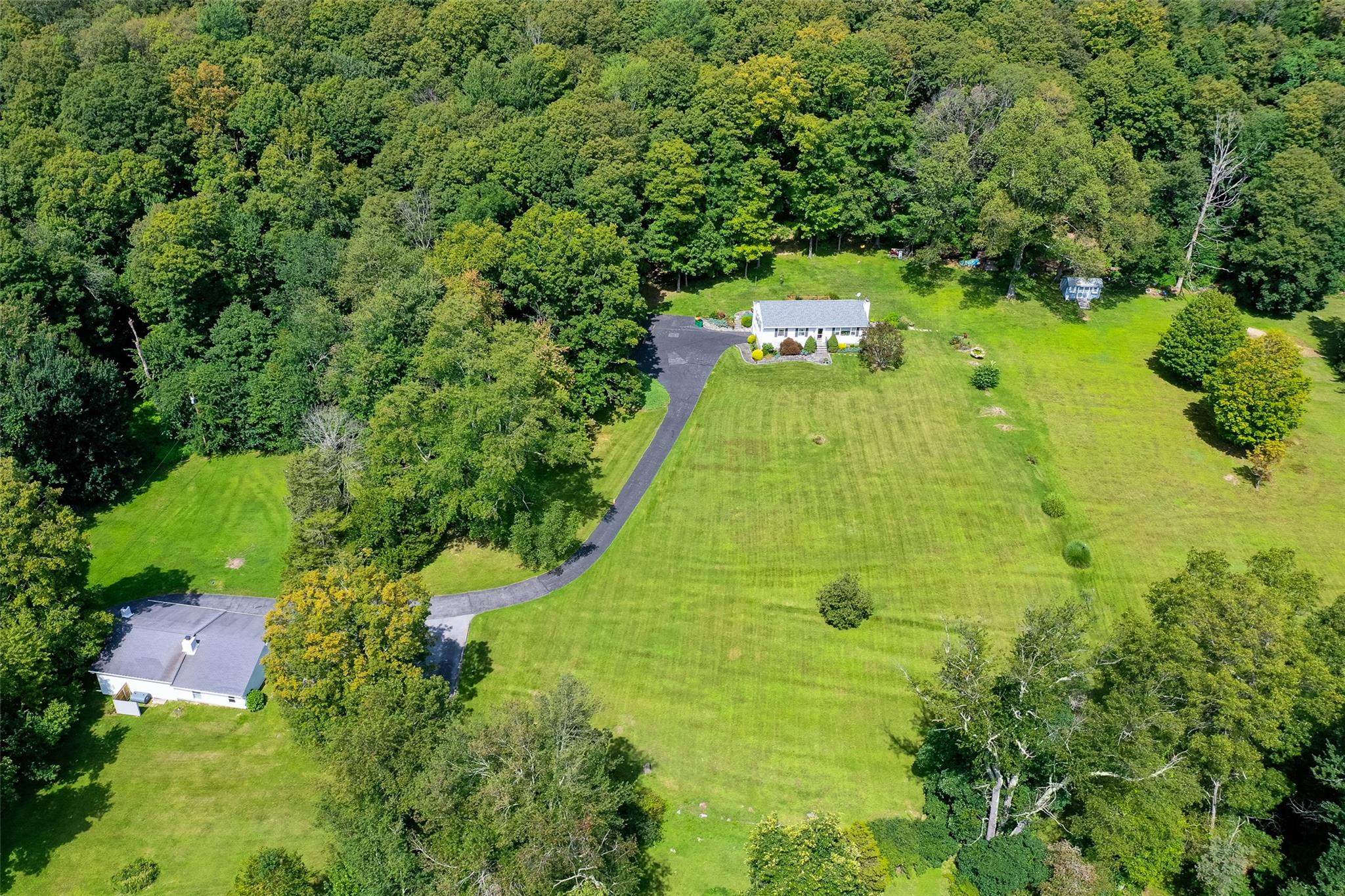 #1 photo, 178 Sylvan Lake Road, 紐約州 Hopewell Junction , NY 12533