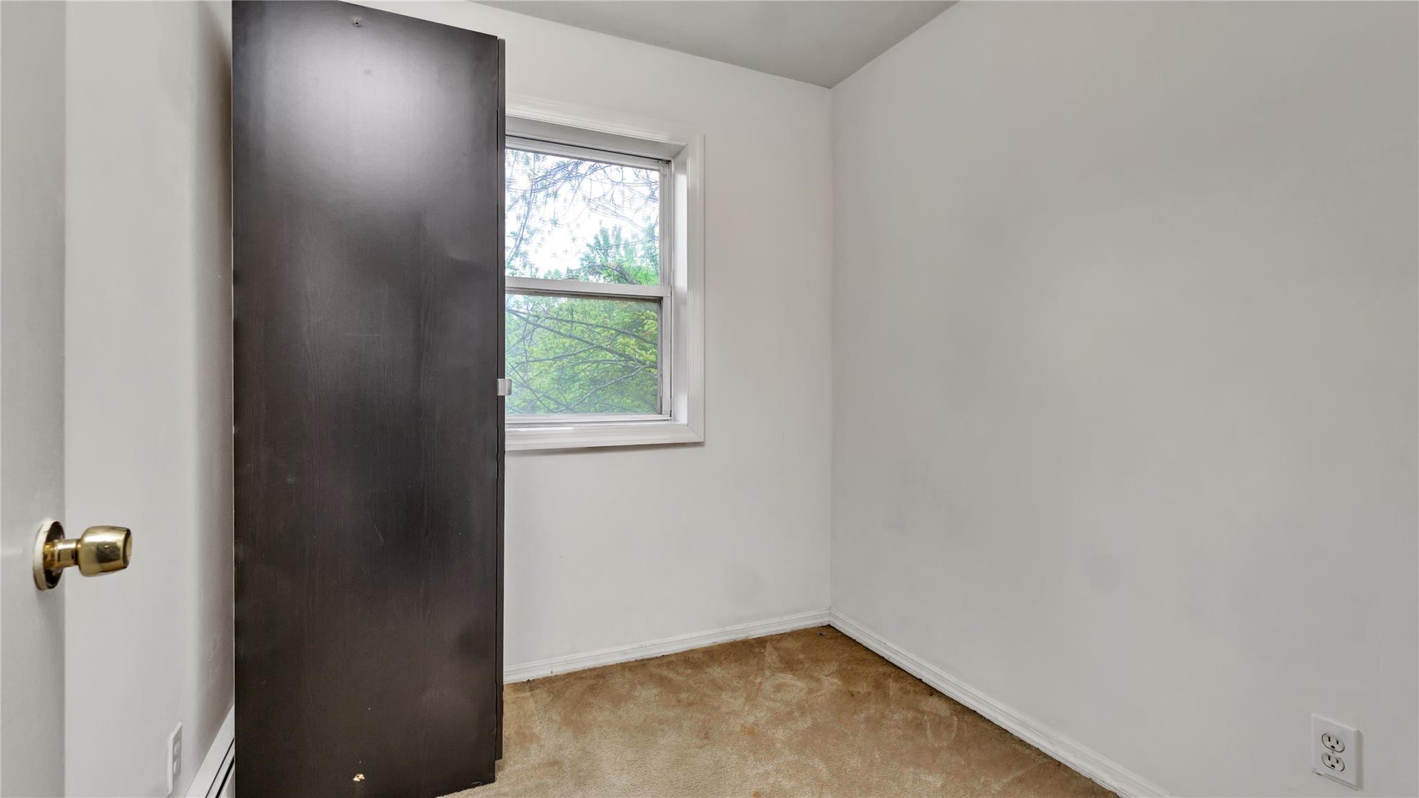 #16 photo, 117 Glenwood Road, ナッソー郡 Glenwood Landing , NY 11547