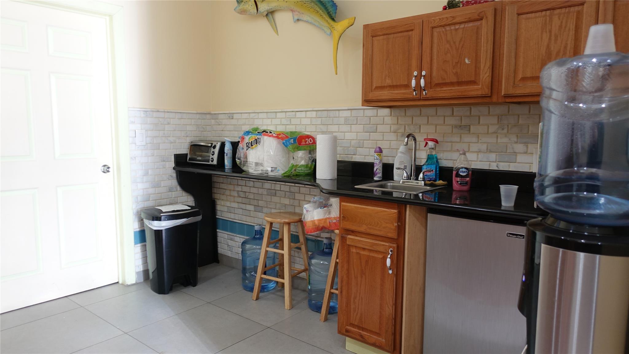 #4 photo, 124-15 18 Avenue, クイーンズ区 College Point , NY 11356