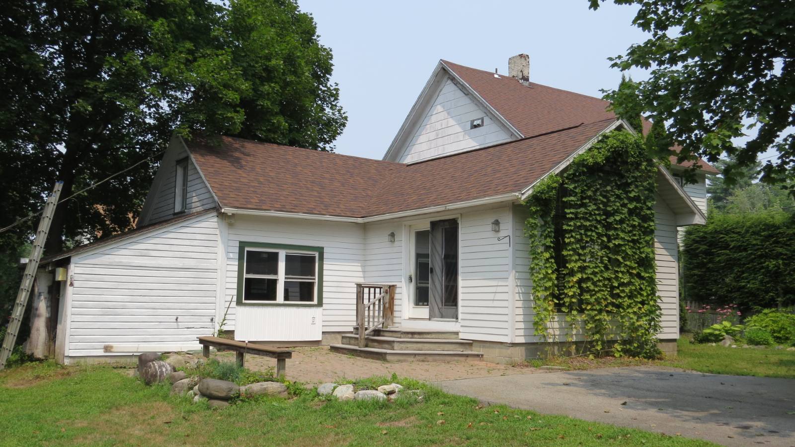 #4 photo, 38 S Second Ave, Broadalbin , NY 12025