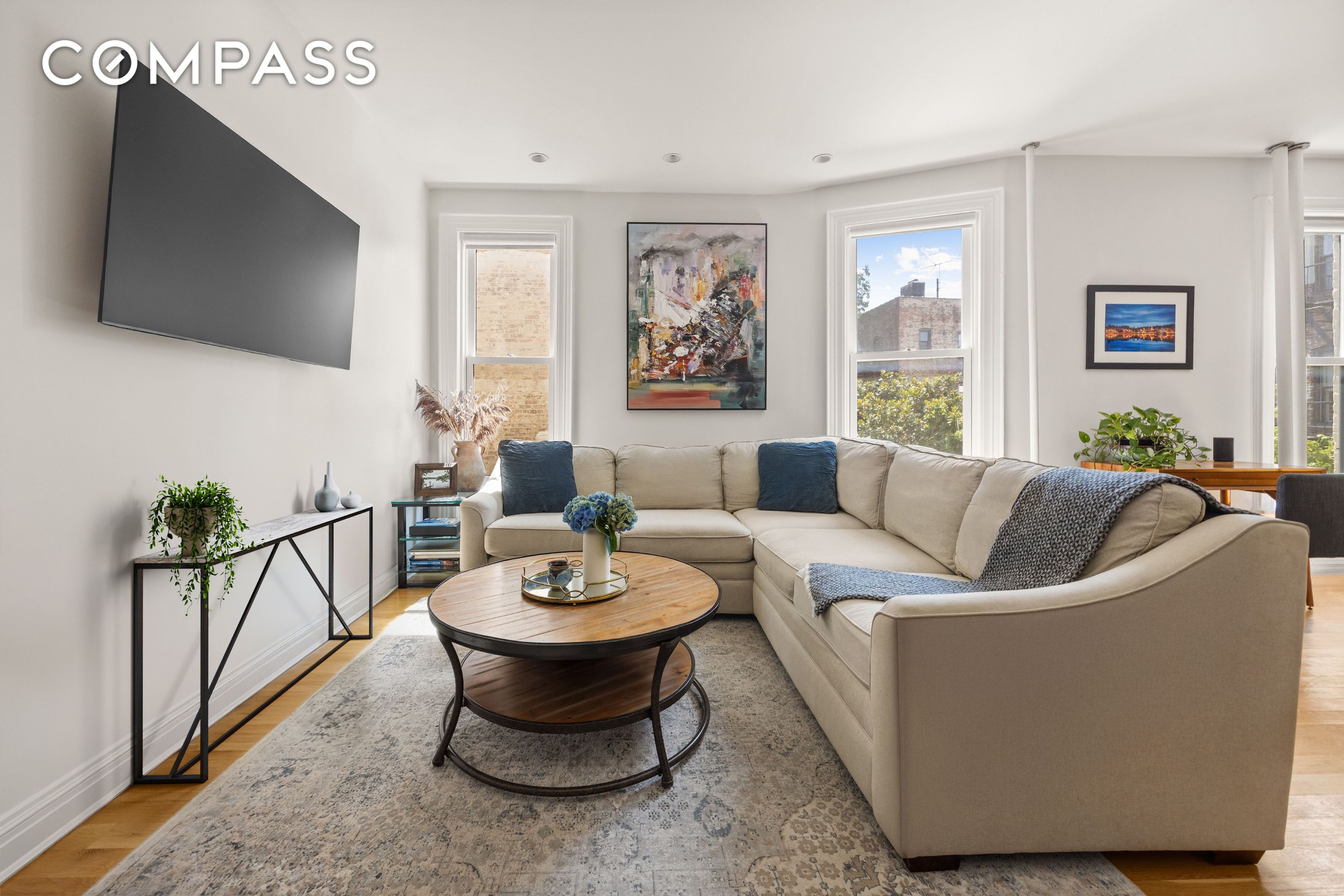 #1 photo, 570 7th Street, ब्रुकलीन Park Slope , NY 11215