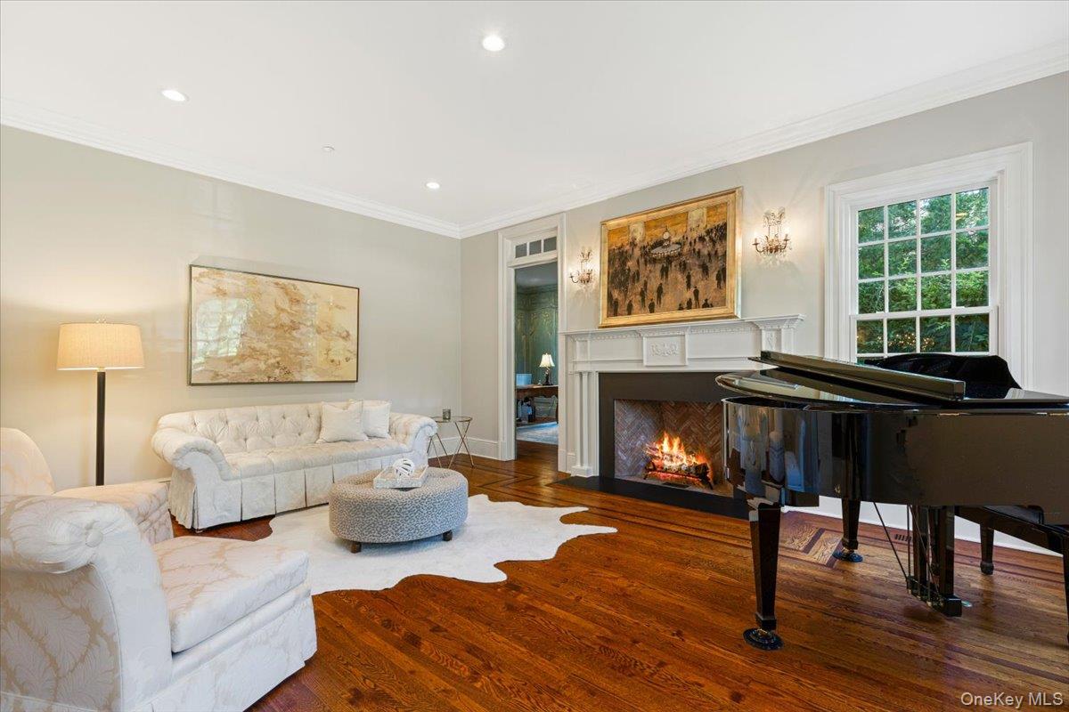 #4 photo, 1 Cedar Lane, Purchase , NY 10577