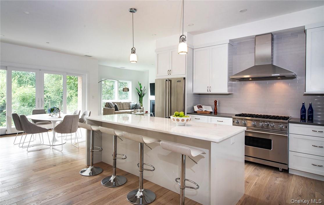 #2 photo, 8 Boulevard, Pelham , NY 10803