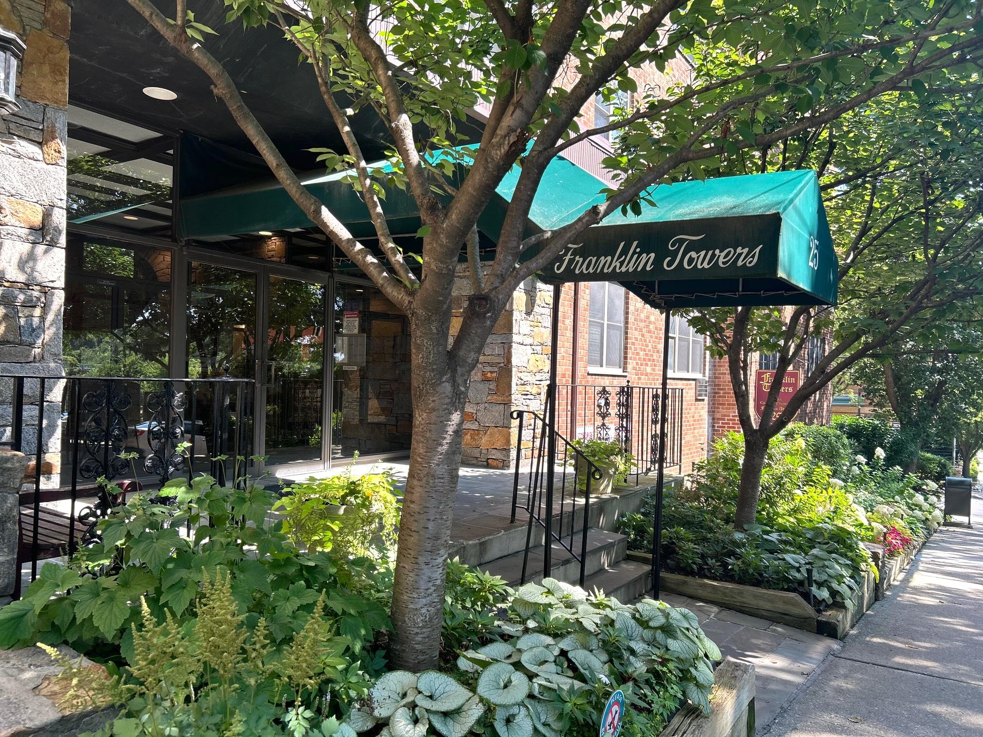 #1 photo, 25 FRANKLIN Avenue, White Plains , NY 10601