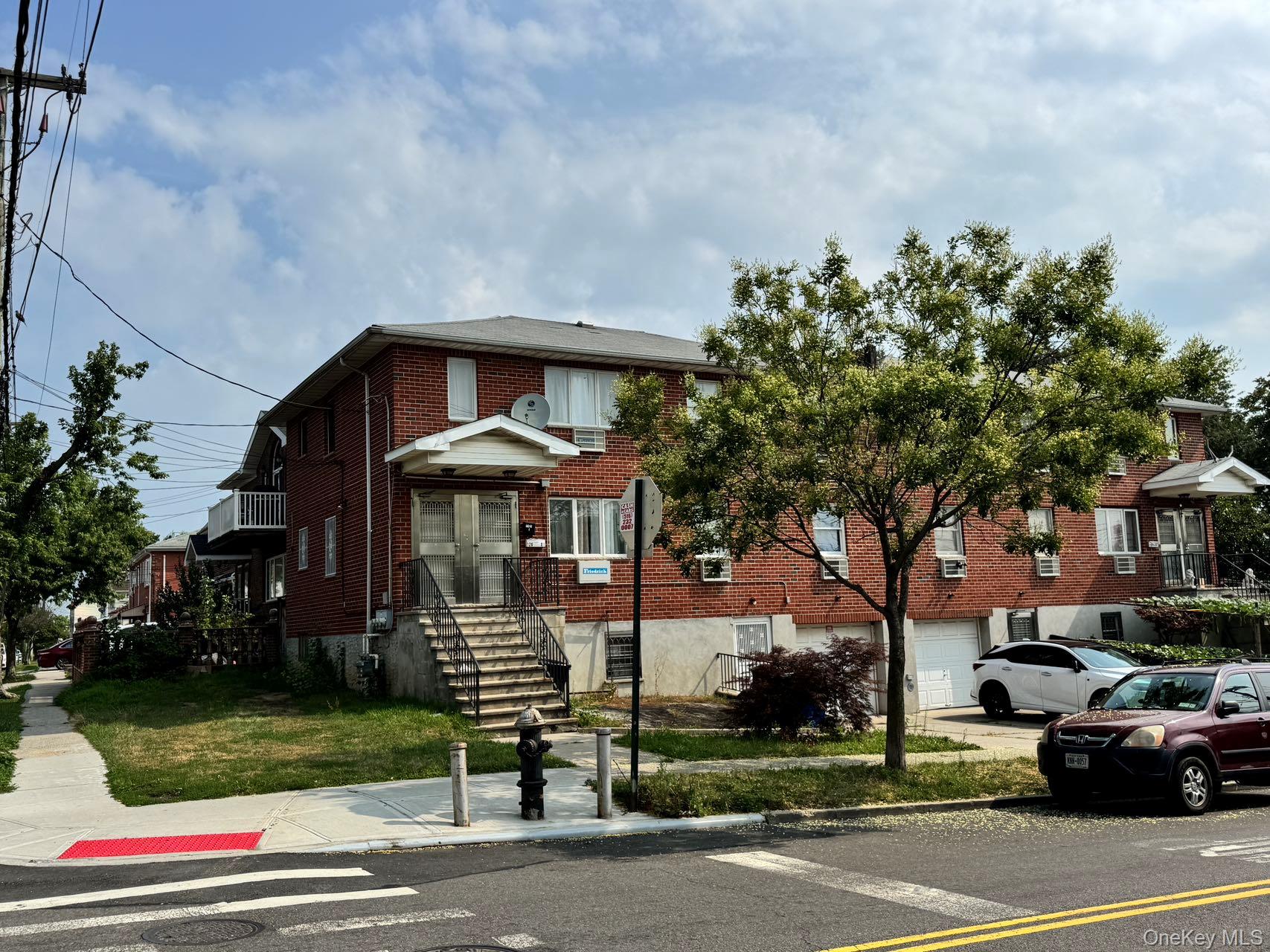 #1 photo, 126-01 23rd Avenue, फ्लशिंग Flushing , NY 11356