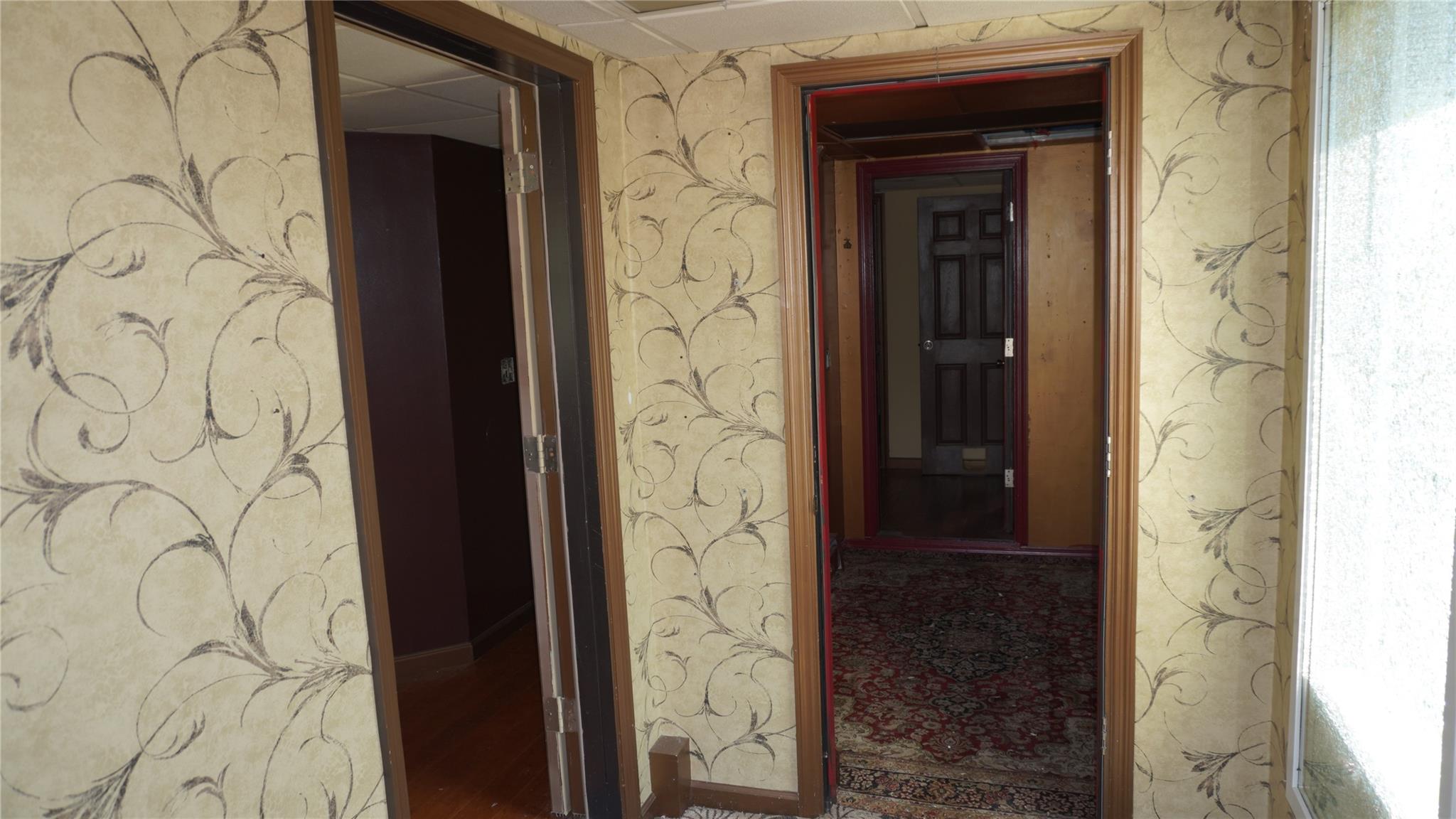 #2 photo, 1443 Deer Park Avenue, サフォーク郡 North Babylon , NY 11703