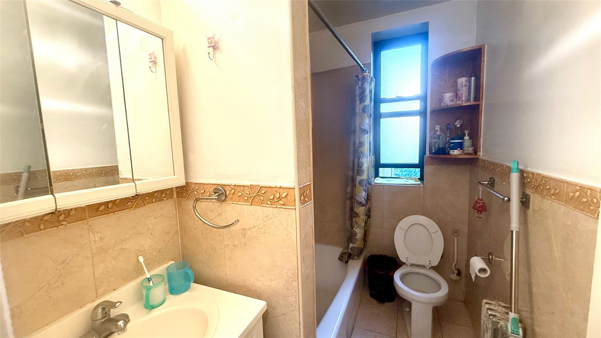 #4 photo, 136-05 Sanford Avenue, クイーンズ区 Flushing , NY 11355