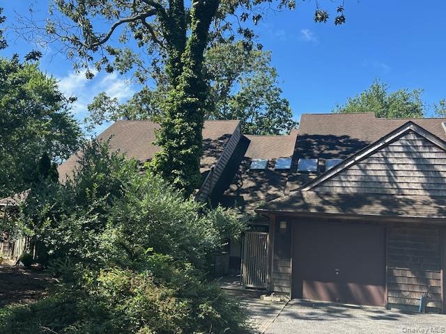 #1 photo, 102 Pepperidge Lake Road, 东长岛 Eastport , NY 11941