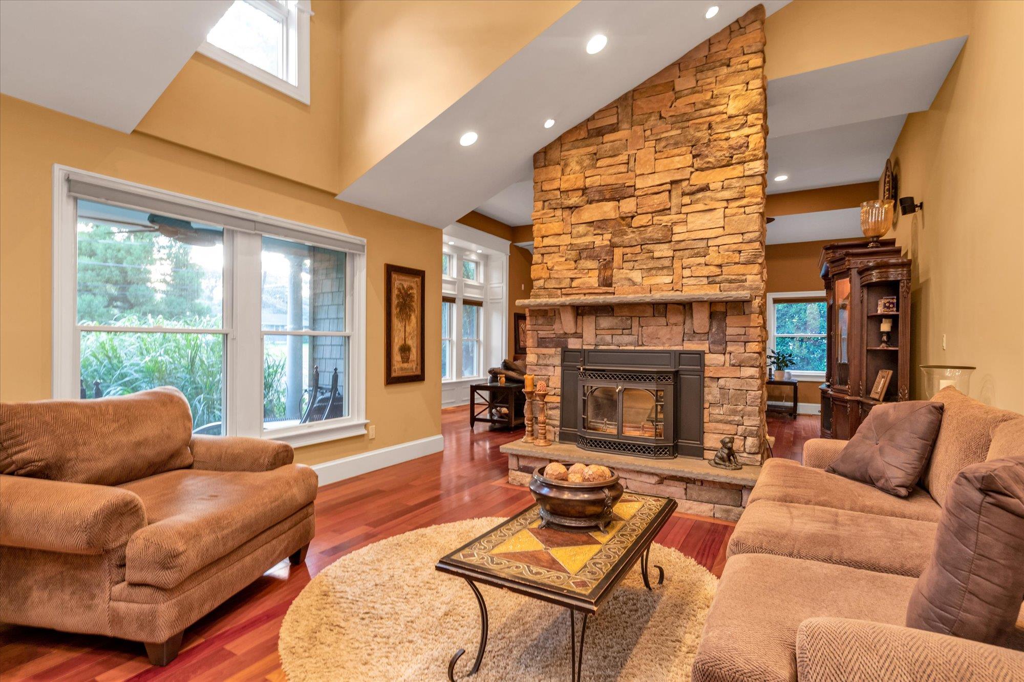 #3 photo, 76 Timberpoint Drive, Northport , NY 11768