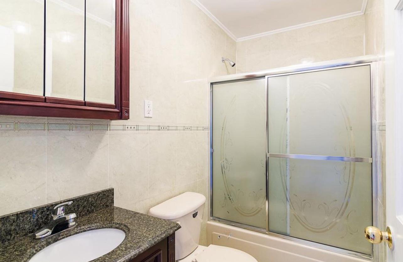 #6 photo, 54-14 111th Street, クイーンズ区 Corona , NY 11368