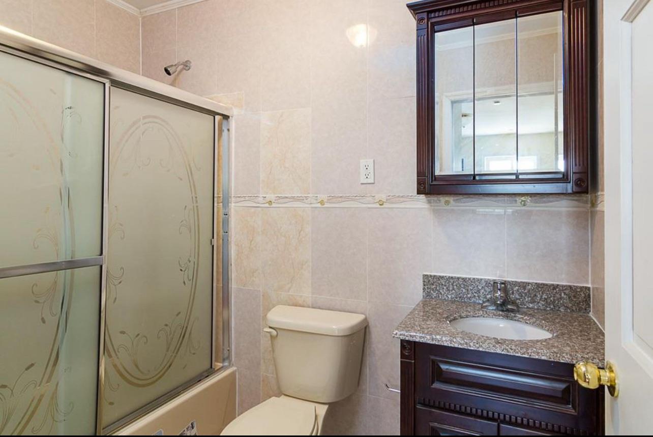 #8 photo, 54-14 111th Street, クイーンズ区 Corona , NY 11368