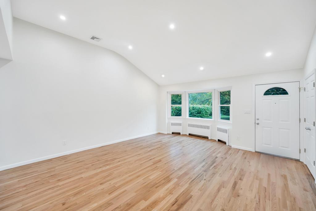 #8 photo, 1 Pasture Court, サフォーク郡 Commack , NY 11725